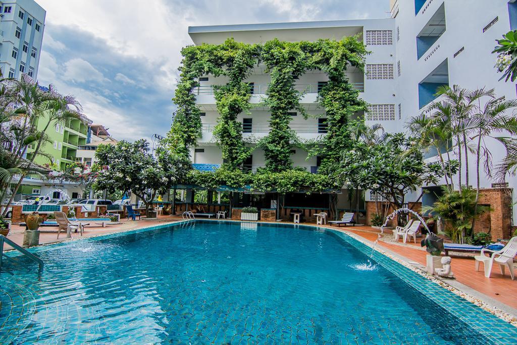 Sutus Court 5 Hotel Pattaya Luaran gambar